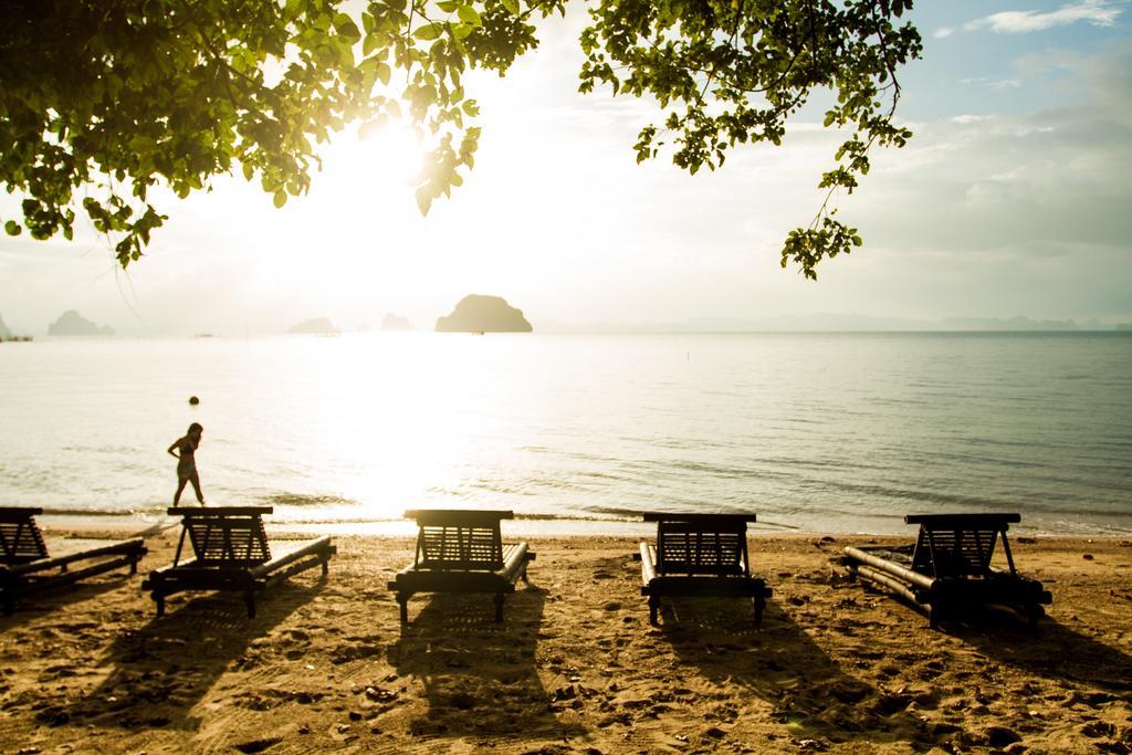 Villa Thalanena By The Beach Ngoại thất bức ảnh